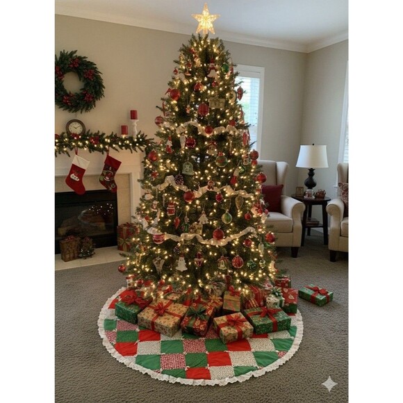 Handmade Quilted Christmas Tree Skirt Padded Patchwork Quilt Design Ruffle 60” - Picture 2 of 5
